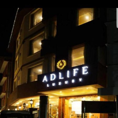 Hotel Adlife Luxury Srīnagar Exterior foto